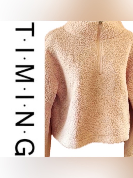 Timing Sweaters - Pink Fleece Sweater 🐑🩷